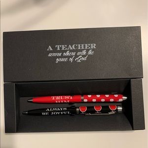 🌟Teacher Gifts - matching pens